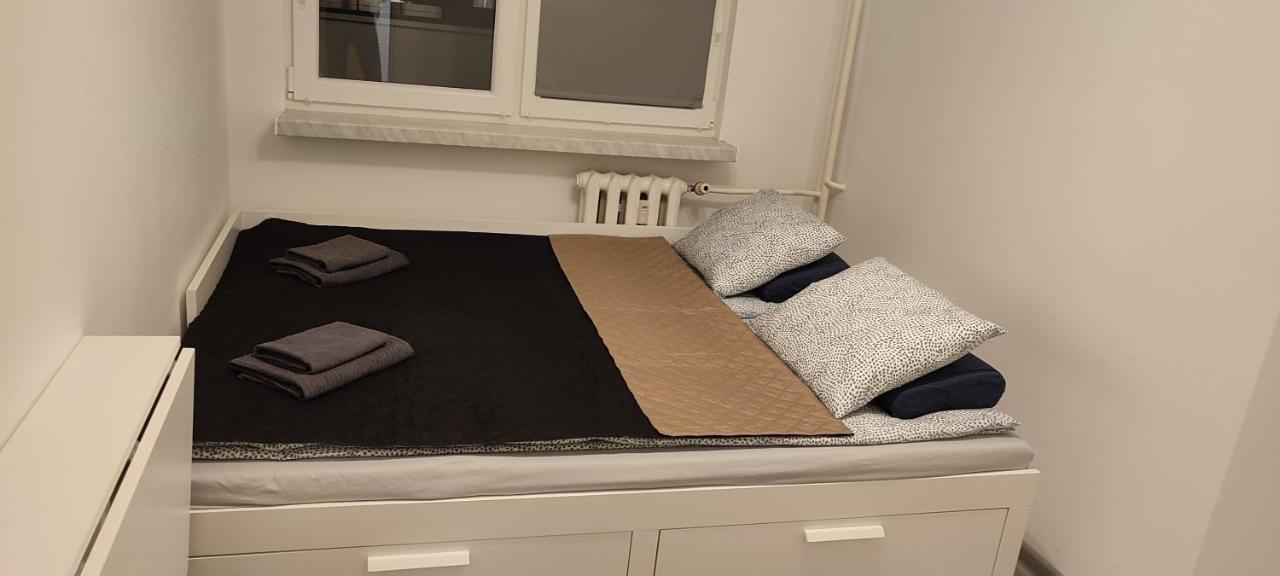 Top Apartamenty Centrum - Metro Rondo Onz Warsaw Ngoại thất bức ảnh