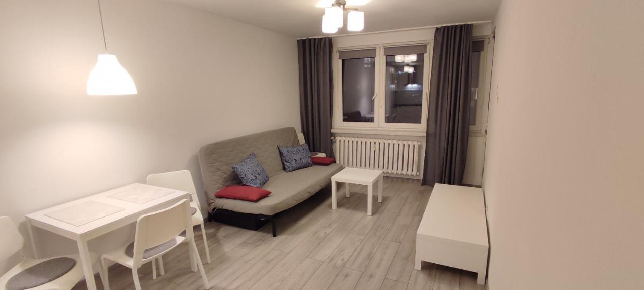 Top Apartamenty Centrum - Metro Rondo Onz Warsaw Ngoại thất bức ảnh