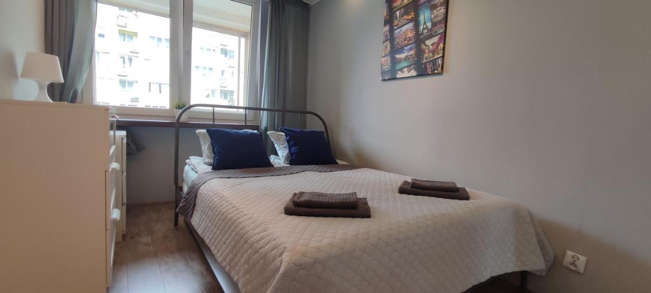 Top Apartamenty Centrum - Metro Rondo Onz Warsaw Ngoại thất bức ảnh