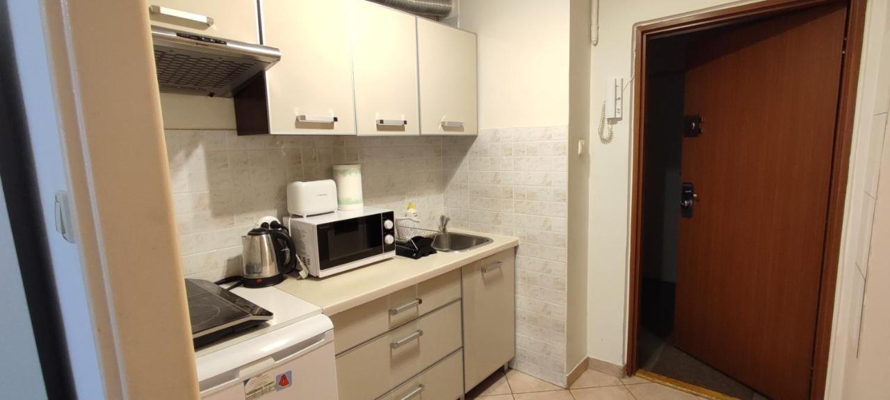 Top Apartamenty Centrum - Metro Rondo Onz Warsaw Ngoại thất bức ảnh