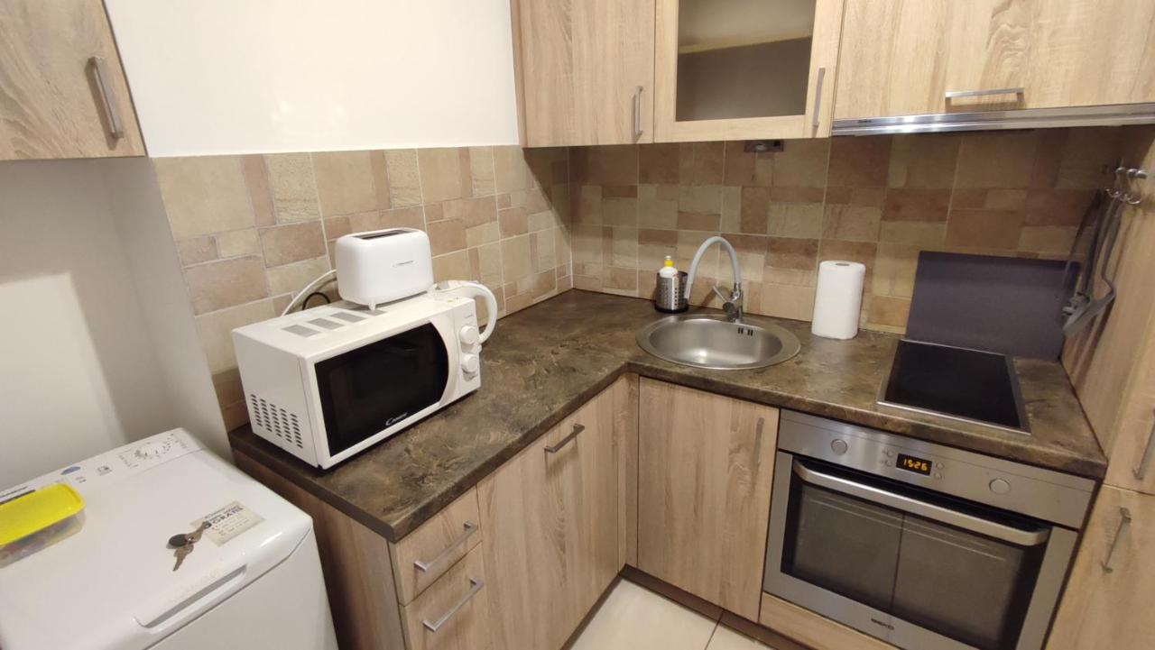 Top Apartamenty Centrum - Metro Rondo Onz Warsaw Ngoại thất bức ảnh