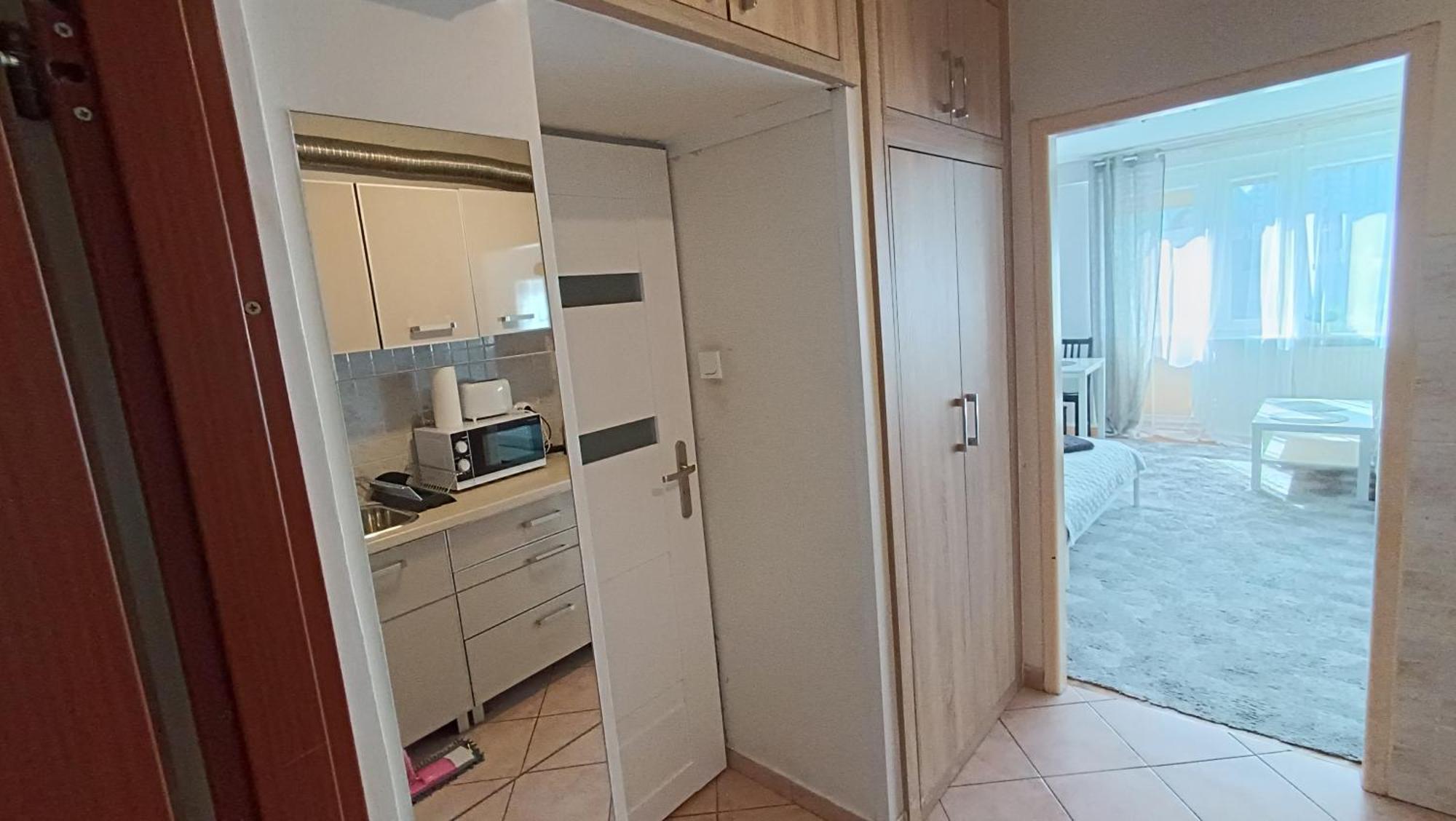 Top Apartamenty Centrum - Metro Rondo Onz Warsaw Ngoại thất bức ảnh